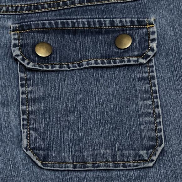 Mountain Lake Women 12 Capris Blue Chambray Straight Leg Snap Top Pocket Light - Picture 5 of 13